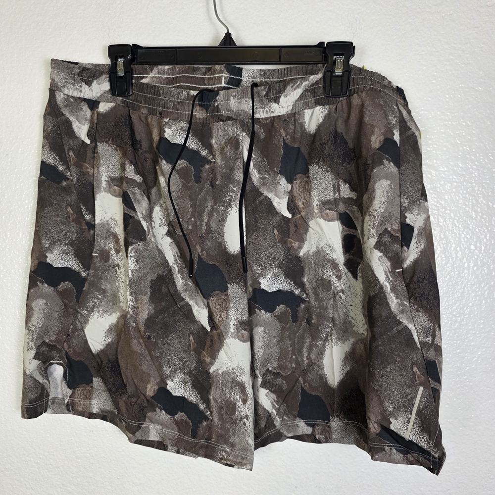 All in Motion Men's Unlined Run Shorts 7" Inseam Size XL
